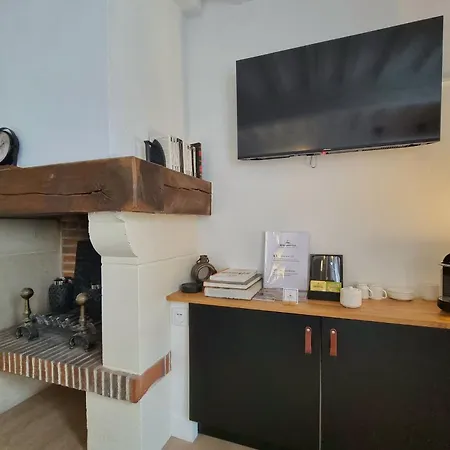 La Parenthese Saint Jean Charming In The Heart Of Honfleur