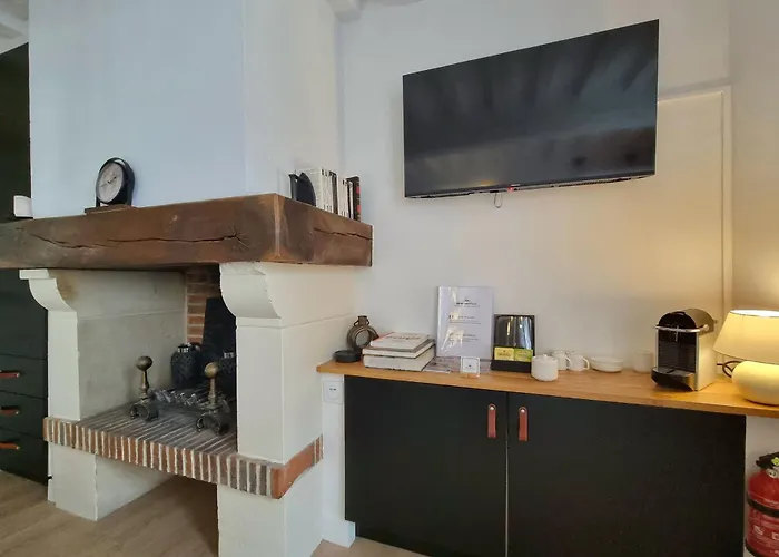 La Parenthese Saint Jean Charming In The Heart Of 翁弗勒尔